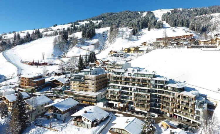 Luxury Ski-In Ski-Out Apartments, Hinterglemm