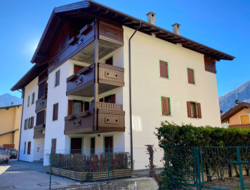 Bright Apartment in Giustino in the Dolomites di Brenta