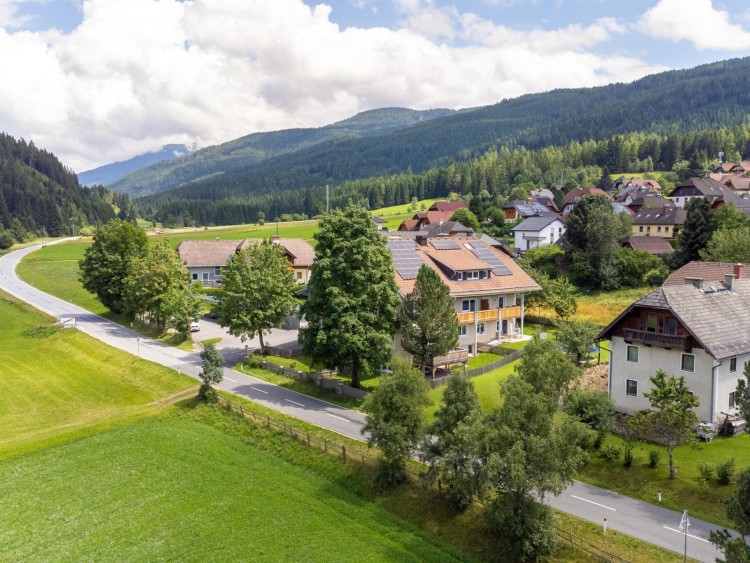 Cozy 1-bedroom Apartment for Sale, Sauerfeld