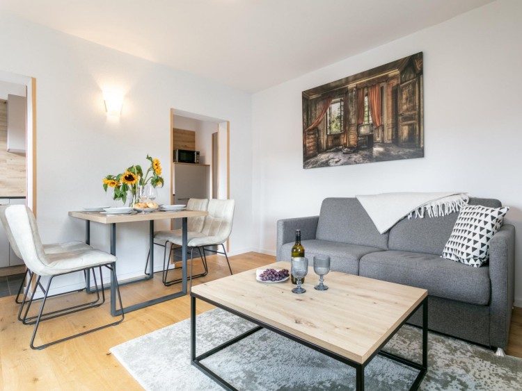 Cozy 1-bedroom Apartment for Sale, Sauerfeld