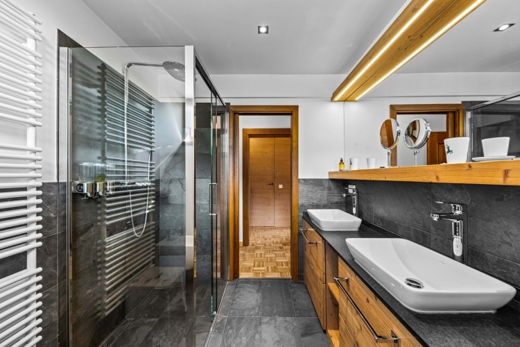 House with Mountain View for Sale, Bad Kleinkichheim