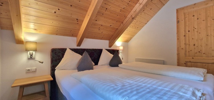 Alpine Chalet for Sale in Salzkammergut, Altuasee