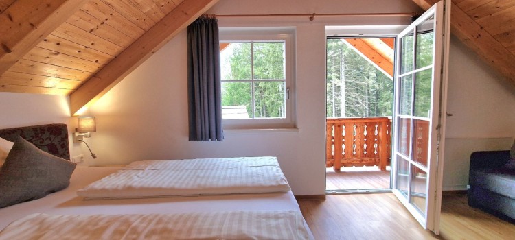 Alpine Chalet for Sale in Salzkammergut, Altuasee