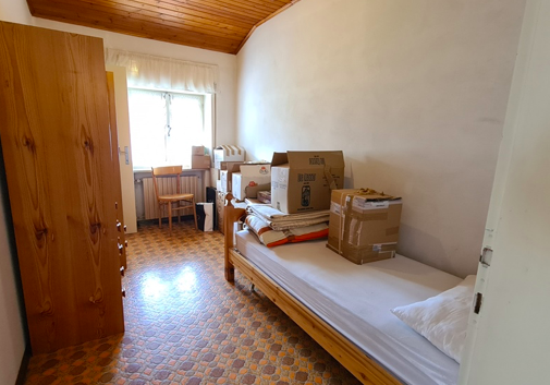 Detached Villa with 3 Apartments near Civetta in Dolomiti Superski Area