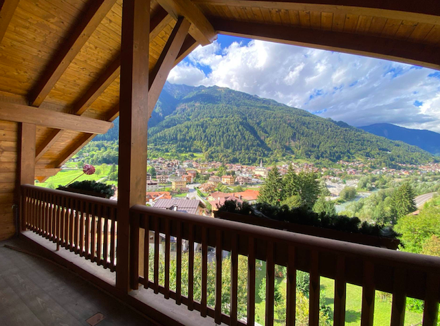 Large Detached Mountain House in Bocenago in Dolomiti di Brenta