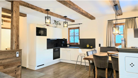 Ski-in ski-out chalet for Sale in Katschberg