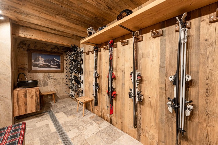 Luxury Apartment for Sale in the Sellaronda area