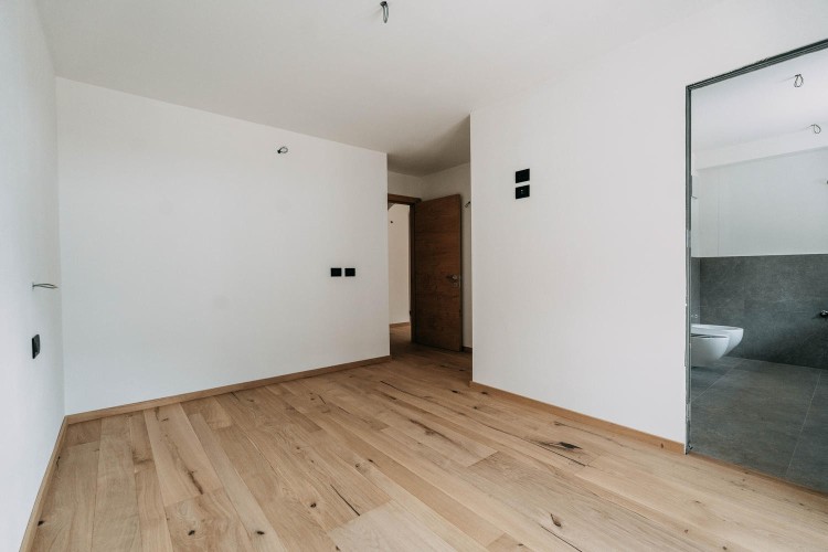 Luxury Apartment for Sale in the Sellaronda area