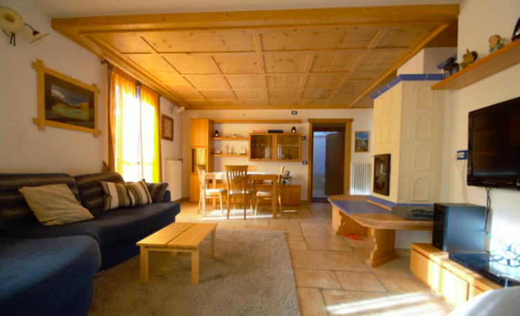 Traditional ski apartment for sale in Bormio area