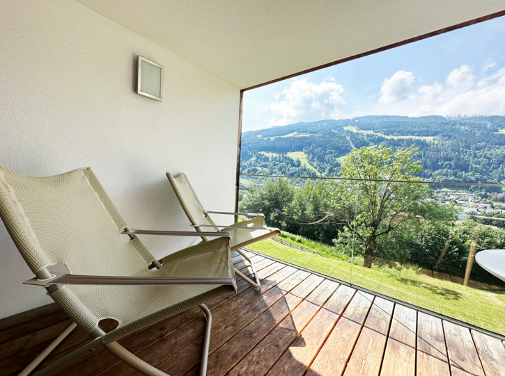 Sunny Mountain Flats for Sale in Schladming