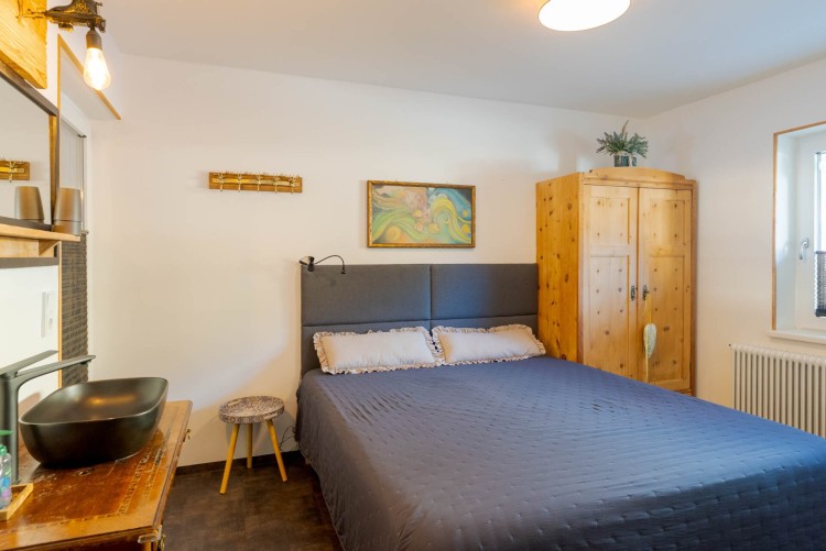 Big House with 2 Flats for Sale, Neukirchen