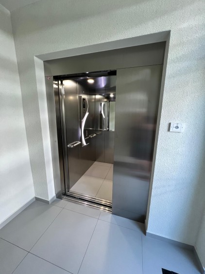 Two Bedroom Apartment for Sale in Lofer