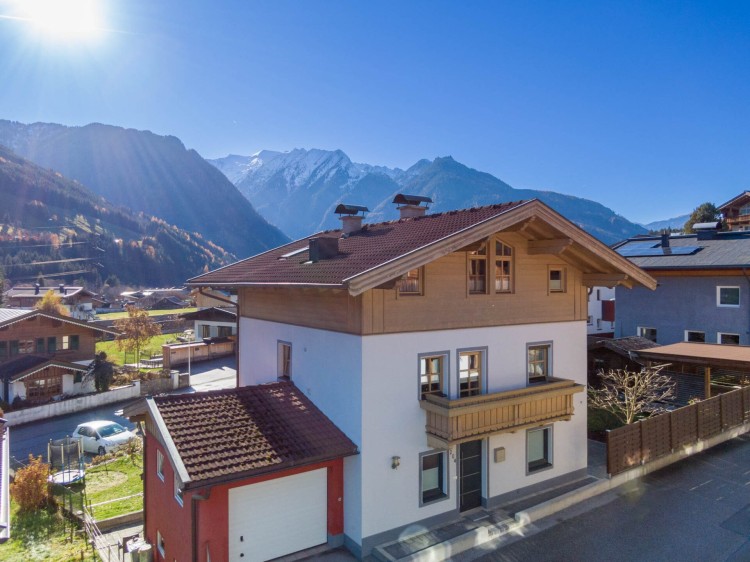 Spacious House for Sale in Neukirchen